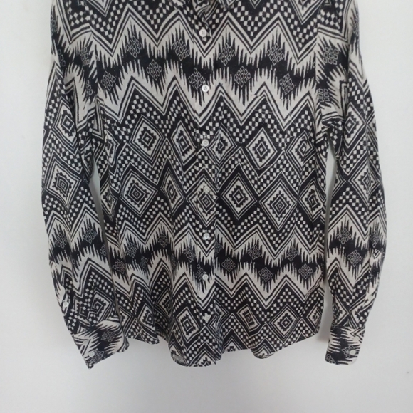 NWT J.crew Linen "boy" Button Up Shirt Aztec Diamonds Ikat | Black & white sz 2 - Picture 8 of 16